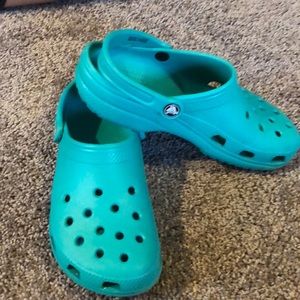 Teal Crocs Women Sz 9/Men Sz 7
